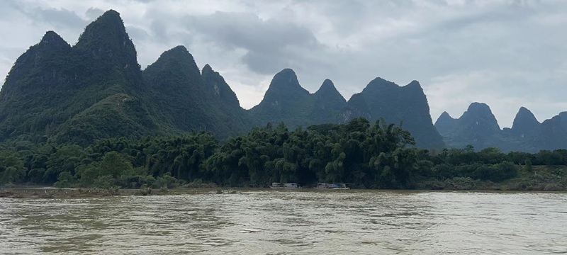 游漓江_副本.jpg